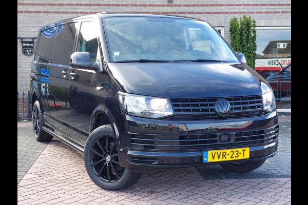 Volkswagen Transporter 2.0 TDI L2H1 Highline | Black Edition | Leer