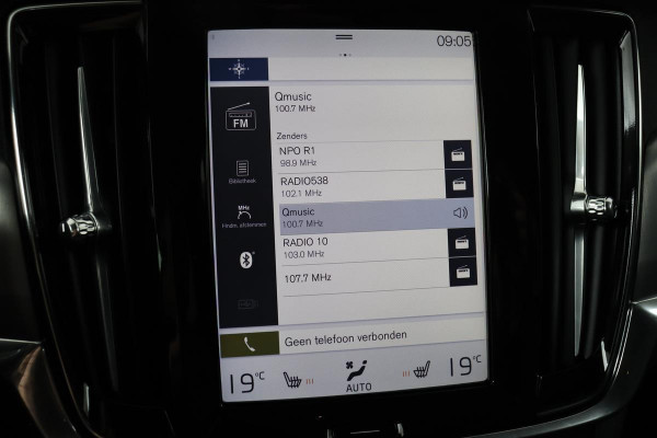 Volvo V90 2.0 D3 Momentum | Carplay | Stoelverwarming | Leder | Adaptive cruise | Trekhaak | Dodehoek detectie | Navigatie