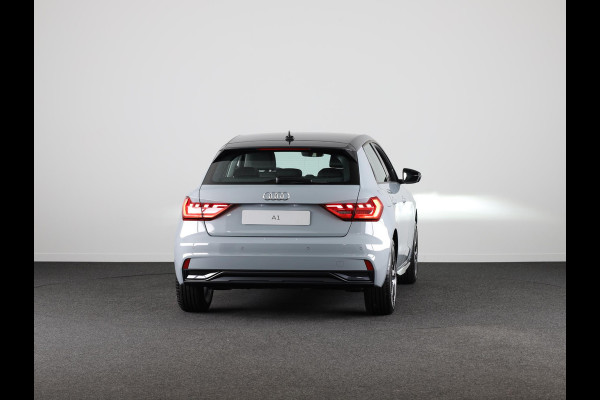 Audi A1 Sportback 30 TFSI Advanced edition Ledverlichting voor en achter, dak in contractkleur