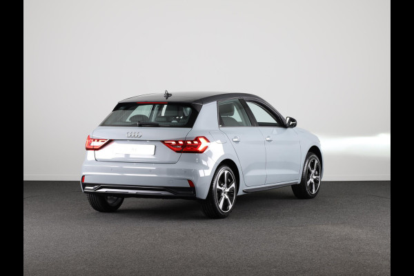 Audi A1 Sportback 30 TFSI Advanced edition Ledverlichting voor en achter, dak in contractkleur