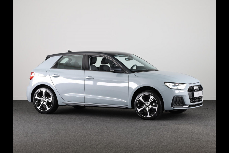 Audi A1 Sportback 30 TFSI Advanced edition Ledverlichting voor en achter, dak in contractkleur