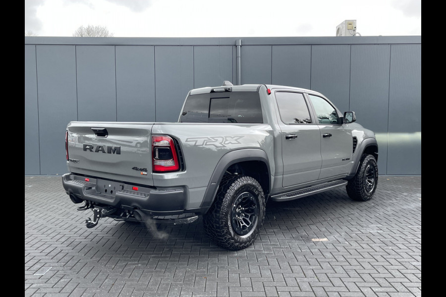 Dodge Ram 1500 TRX / LUNAR EDITION / CARBON / 702 PK / CREW CAB / 6.2 V8 SUPERCHARGED HELLCAT / BEADLOCK RIMS / DIRECT RIJDEN