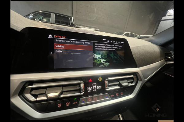 BMW 3 Serie Touring 330i M Sport Introduction Executive Navi. Apple carplay. Hollandse auto NAP