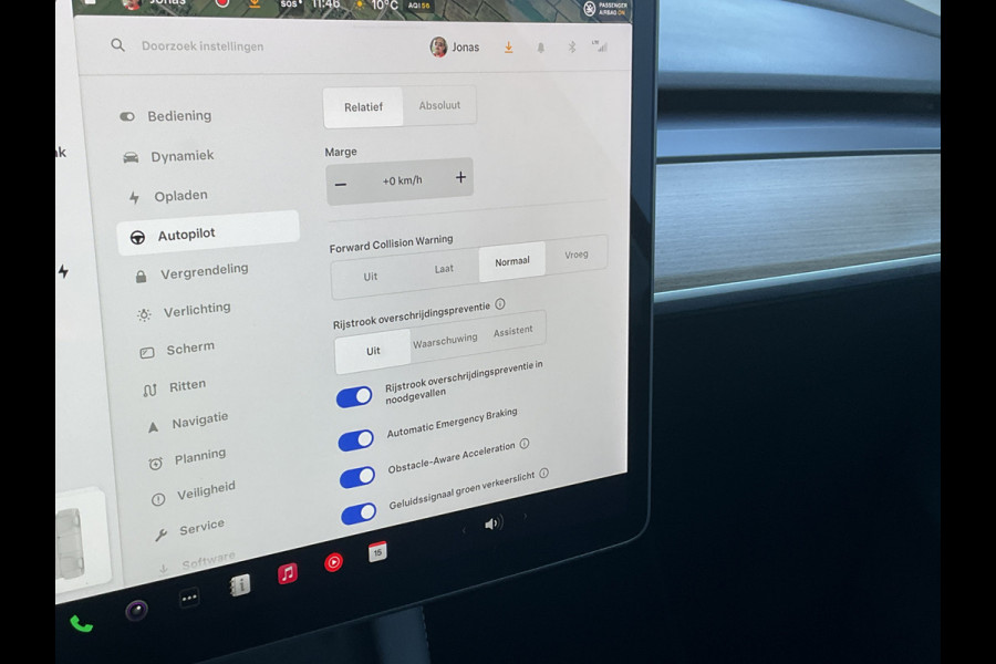 Tesla Model Y Long Range 75 kWh AWD Dual motor Autopilot Trekhaak Marge