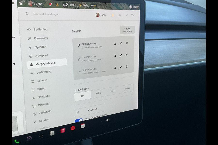 Tesla Model Y Long Range 75 kWh AWD Dual motor Autopilot Trekhaak Marge