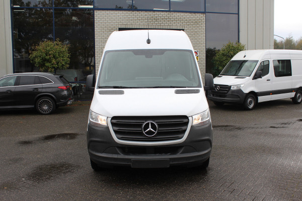 Mercedes-Benz Sprinter 317 CDI L2H2 MBUX met navigatie en parkeerpakket en camera