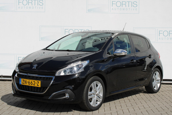 Peugeot 208 1.2 PureTech Signature NL AUTO | CARPLAY | AIRCO |