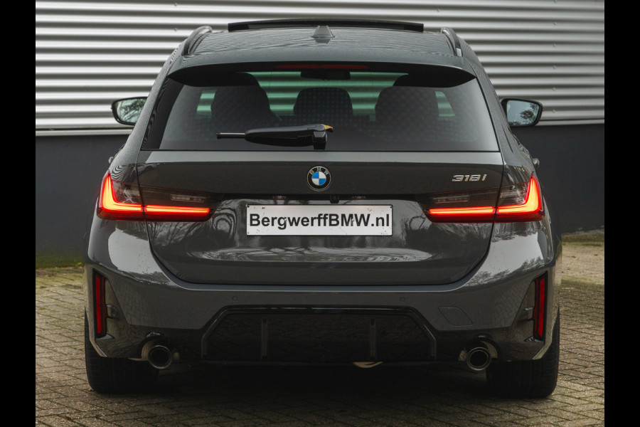 BMW 3 Serie Touring 318i M-Sport - Pano - Trekhaak - Widescreen - Stoelverwarming - Hifi - Camera