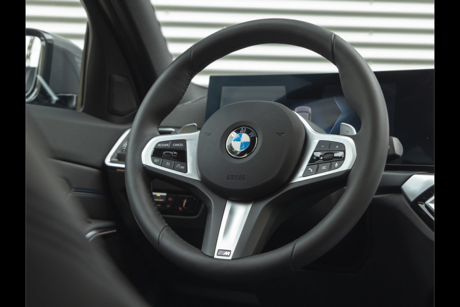 BMW 3 Serie Touring 318i M-Sport - Pano - Trekhaak - Widescreen - Stoelverwarming - Hifi - Camera