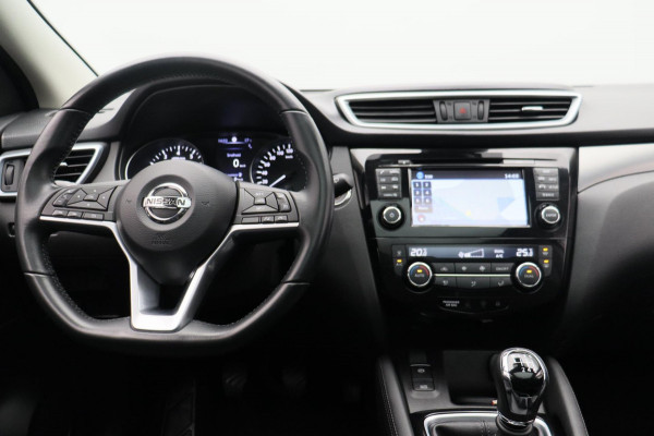 Nissan QASHQAI 1.2 Tekna Trekhaak Leder Panoramadak