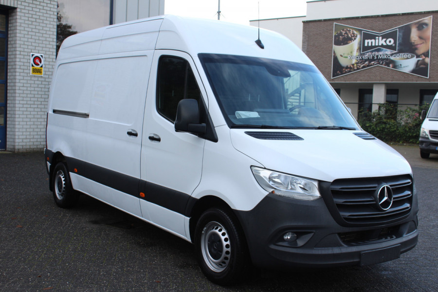 Mercedes-Benz Sprinter 314 CDI L2H2 MBUX met camera, Voorruit verwarming, Airbag bijrijder, Etc.