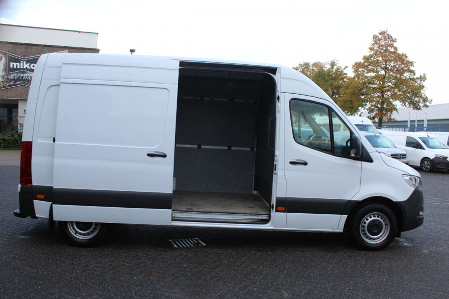 Mercedes-Benz Sprinter 314 CDI L2H2 MBUX met camera, Voorruit verwarming, Airbag bijrijder, Etc.