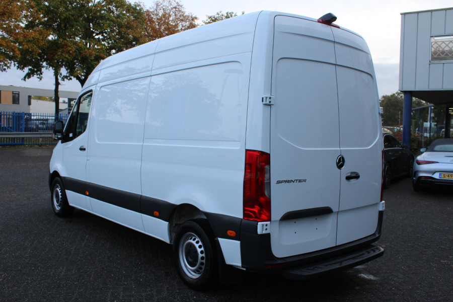 Mercedes-Benz Sprinter 314 CDI L2H2 MBUX met camera, Voorruit verwarming, Airbag bijrijder, Etc.