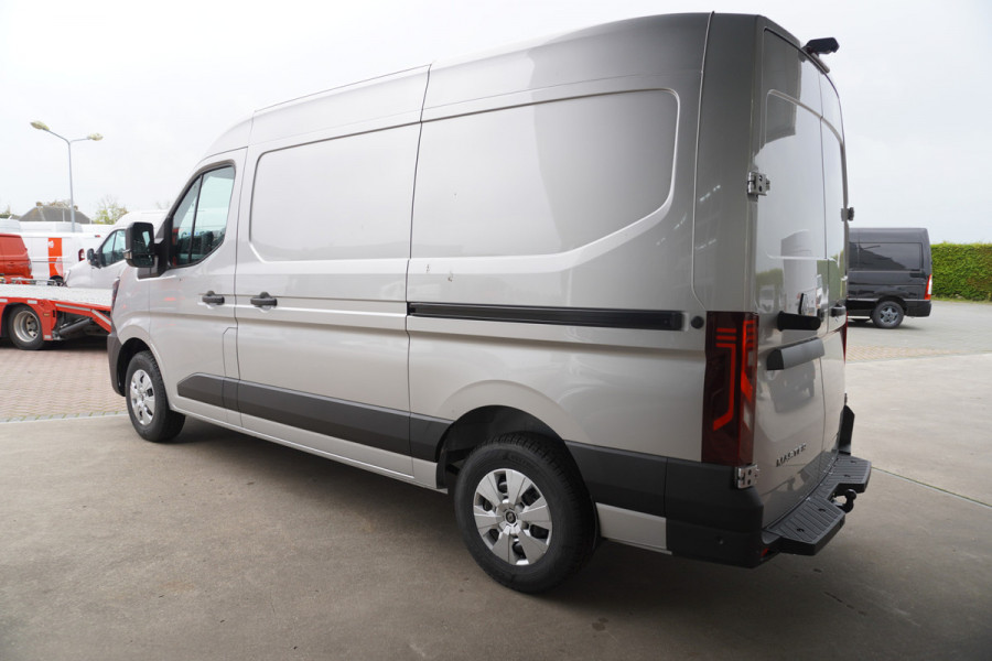 Renault Master T35 2.0 dCi 170PK L2H2 Extra Schuifdeur L / R Nr. V216 | Climate | Navi | Cruise | Trekhaak