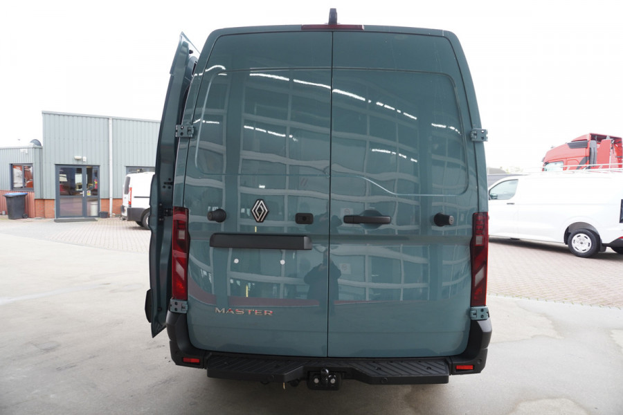 Renault Master T35 2.0 dCi 170PK L2H2 Extra Schuifdeur L / R Nr. V210 | Climate | Navi | Cruise | Trekhaak