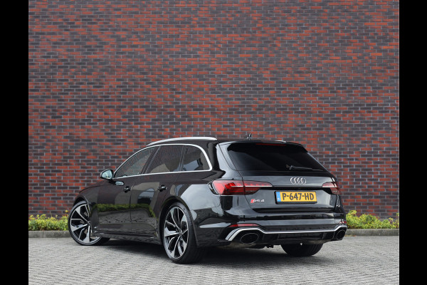 Audi RS4 Avant 2.9 TFSI quattro *B&O*Pano*RS-Dynamic*Matrix*Massage*