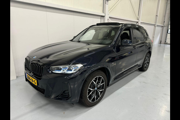 BMW X3 XDrive20i High Executive M-Pakket Laser/Pano