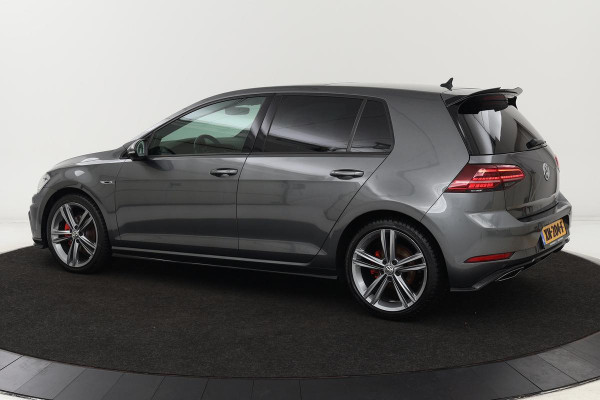 Volkswagen Golf 1.5 TSI R-Line | DSG | Panoramadak | Active info | Carplay | Full LED | Adaptive Cruise | PDC | Camera | Navigatie