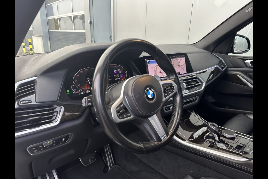 BMW X5 xDrive40i M PACK M2020 PANO NAVI CR CONTROL CAMERA PDC