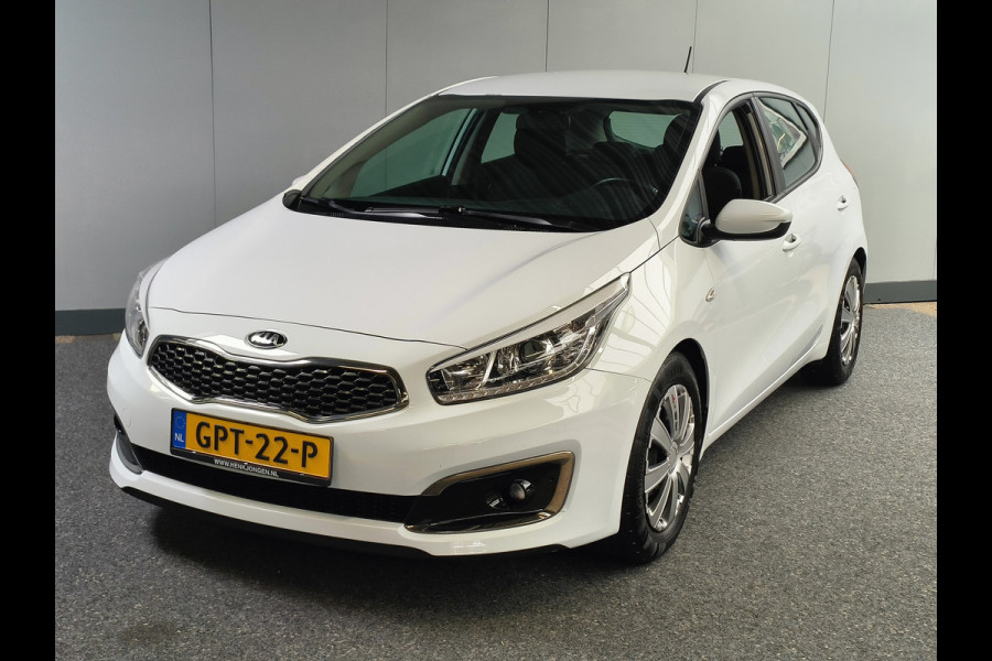 Kia cee'd 1.0 T-GDi ComfortLine uit 2017 Rijklaar + 12 maanden Bovag-garntie Henk Jongen Auto's in Helmond,  al 50 jaar service zoals 't hoort!