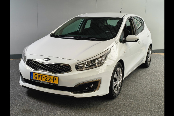 Kia cee'd 1.0 T-GDi ComfortLine uit 2017 Rijklaar + 12 maanden Bovag-garntie Henk Jongen Auto's in Helmond,  al 50 jaar service zoals 't hoort!