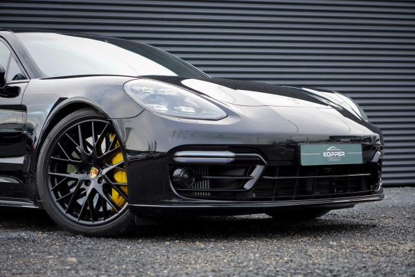 Porsche Panamera Sport Turismo 4.0 GTS / PCCB / Pano / NL Auto / Burmester