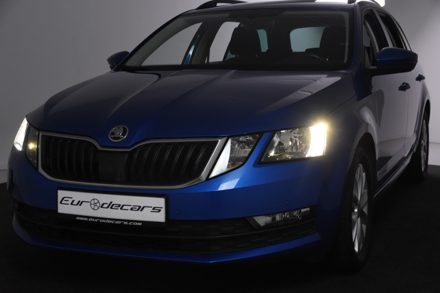 Škoda Octavia Combi *1ste Eigenaar*Navigatie*Stoelverwarming*