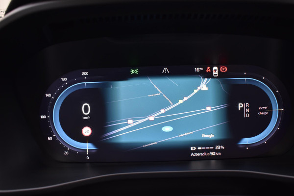 Volvo C40 Single Motor Recharge Core 69kWh 238PK Google Navigatie / Climate Control / Cruise Control / Panoramisch dak / Parkeersensoren Voor & Achter / Parkeercamera achter