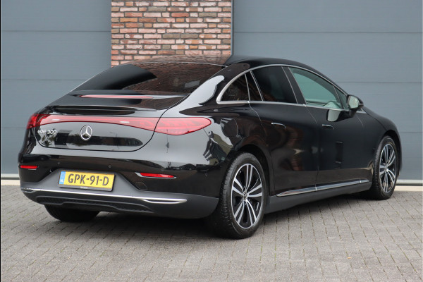 Mercedes-Benz EQE 300 Luxury Line 89 kWh | Distronic Pro | Memory | Trekhaak | Leder | Camera | Dodehoekassistent | Verwarmd Stuurwiel | Keyless Go | Warmtepomp |