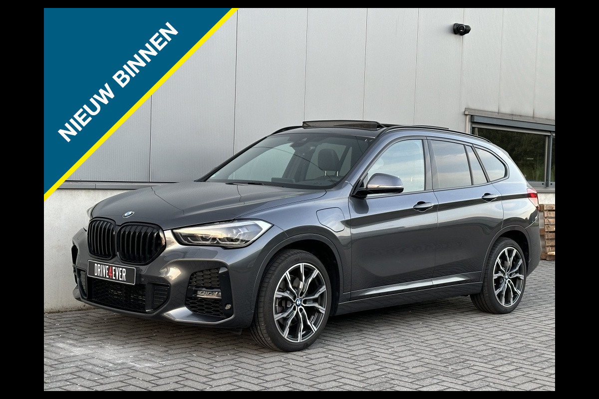 BMW X1 xDrive25e M PACK FULL PANO NAVI CR CONTROL ECC CAMERA