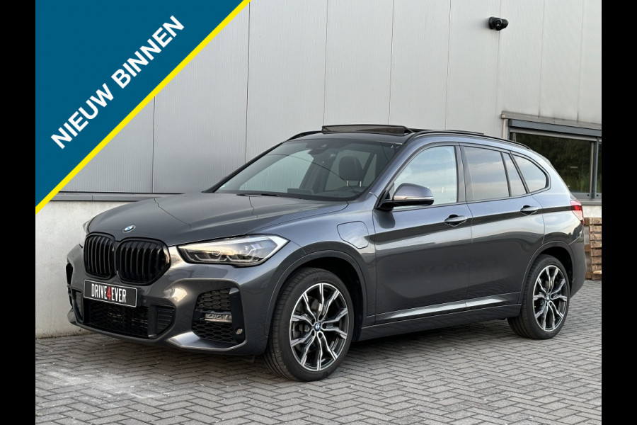 BMW X1 xDrive25e M PACK FULL PANO NAVI CR CONTROL ECC CAMERA