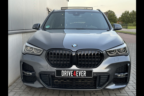 BMW X1 xDrive25e M PACK FULL PANO NAVI CR CONTROL ECC CAMERA