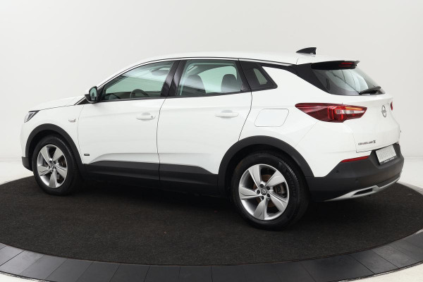 Opel Grandland X 1.6 Turbo Hybrid Elegance | Stoelverwarming | Trekhaak | Carplay | Half leder | Camera | Navigatie | PDC