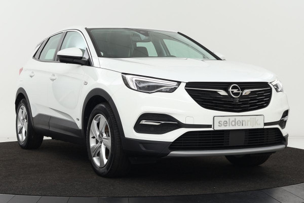 Opel Grandland X 1.6 Turbo Hybrid Elegance | Stoelverwarming | Trekhaak | Carplay | Half leder | Camera | Navigatie | PDC