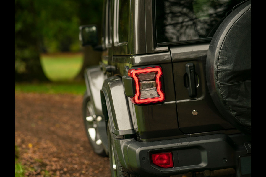 Jeep Wrangler Unlimited 2.0T Sahara 270pk | Carplay | Alpine HiFi | Camera | Uitneembaar dak | Stoelverw. | Afn. trekhaak