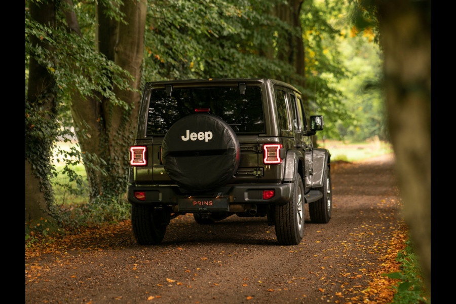 Jeep Wrangler Unlimited 2.0T Sahara 270pk | Carplay | Alpine HiFi | Camera | Uitneembaar dak | Stoelverw. | Afn. trekhaak