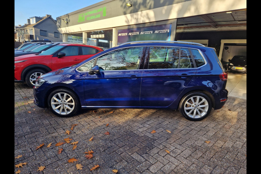 Volkswagen Golf Sportsvan 1.5 TSI ACT Highline | AUTOMAAT | 2E EIGENAAR | 12MND GARANTIE | NL AUTO |