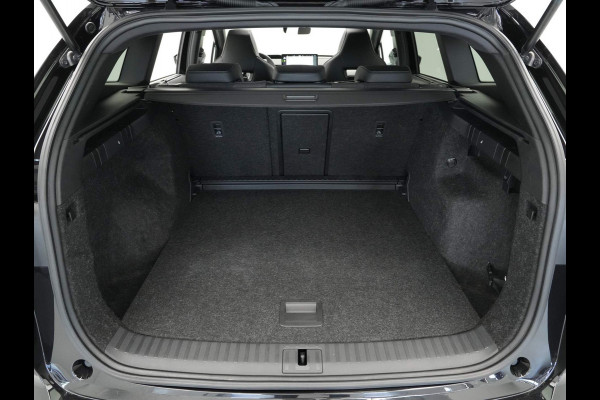 Škoda ENYAQ iV 60 180pk Sportline Panorama 360 Camera Head up all season banden warmtepomp demo joris