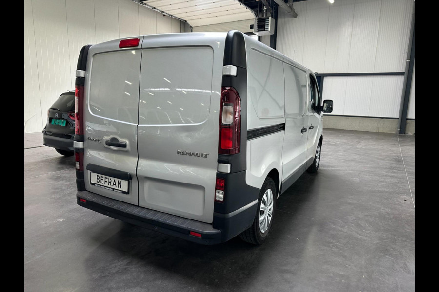 Renault Trafic 2.0 dCi 120 Pk Airco/ PDC