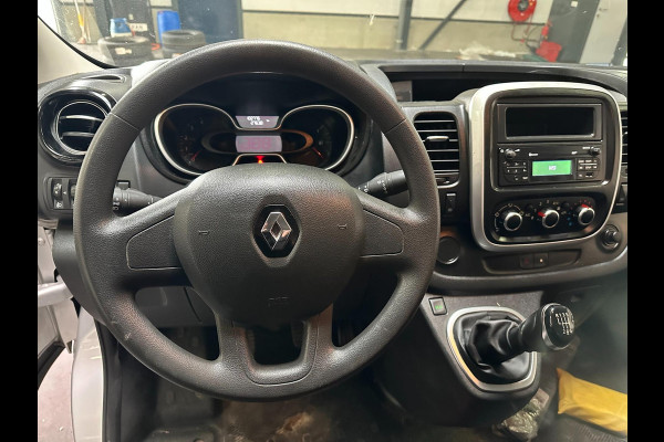 Renault Trafic 2.0 dCi 120 Pk Airco/ PDC