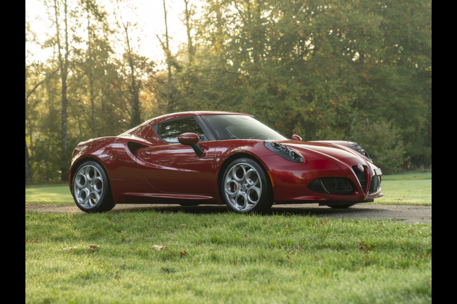 Alfa Romeo 4C 1750TBI TCT | 1e eig | NL-auto | Top staat! | Sportuitlaat