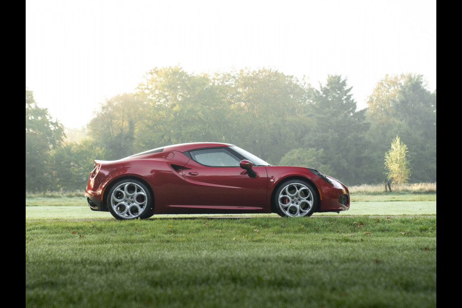 Alfa Romeo 4C 1750TBI TCT | 1e eig | NL-auto | Top staat! | Sportuitlaat