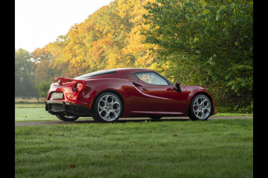 Alfa Romeo 4C 1750TBI TCT | 1e eig | NL-auto | Top staat! | Sportuitlaat