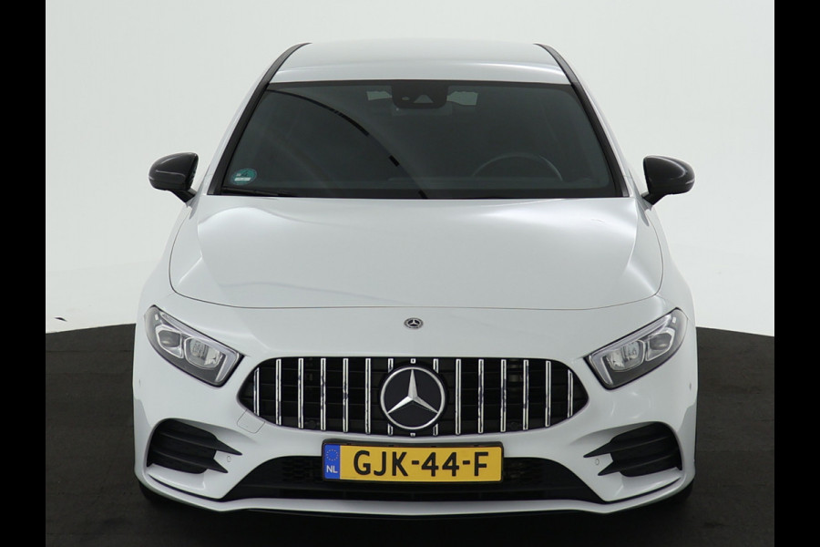 Mercedes-Benz A-Klasse 180 Aut. AMG Line 5 spaaks lichtmetalen velgen | MBUX wide screen | Navigatie Parking support met camera achter | inclusief 24 maanden MB Certified garantie voor Europa.