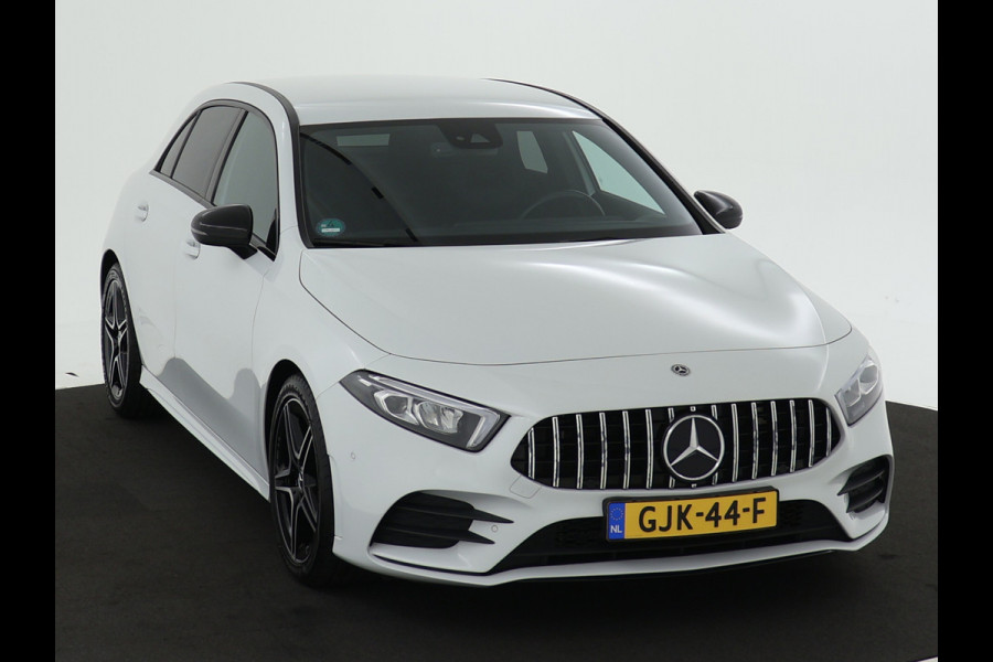 Mercedes-Benz A-Klasse 180 Aut. AMG Line 5 spaaks lichtmetalen velgen | MBUX wide screen | Navigatie Parking support met camera achter | inclusief 24 maanden MB Certified garantie voor Europa.