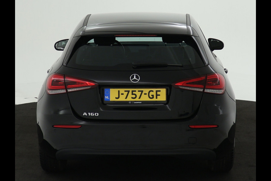 Mercedes-Benz A-Klasse 160 Business Solution Lichtmetalen velgen | Navigatie | Achteruitrijcamera | Ledkoplampen | inclusief 24 maanden MB Certified garantie voor Europa.