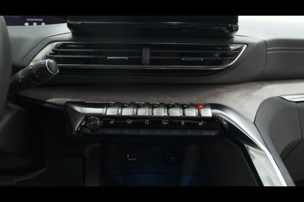 Peugeot 3008 PureTech 130 EAT8 GT | Camera | Adaptieve Cruise Control | Elektrische Kofferklep | Stoelverwarming | Apple Carplay