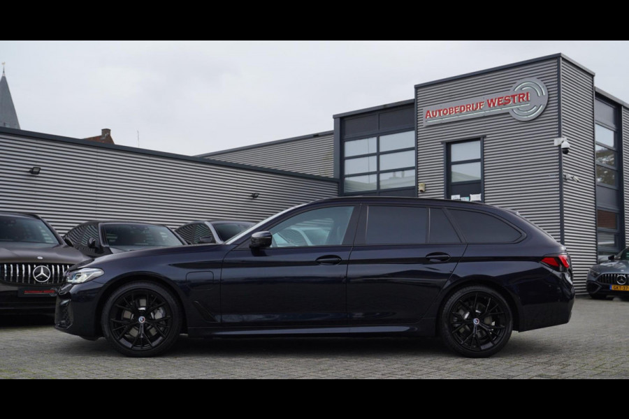 BMW 5 Serie Touring 530e xDrive Business Edition Plus | M-pakket | Laser LED | Panorama | Luxe leder | BMW Assisted Drive | HuD