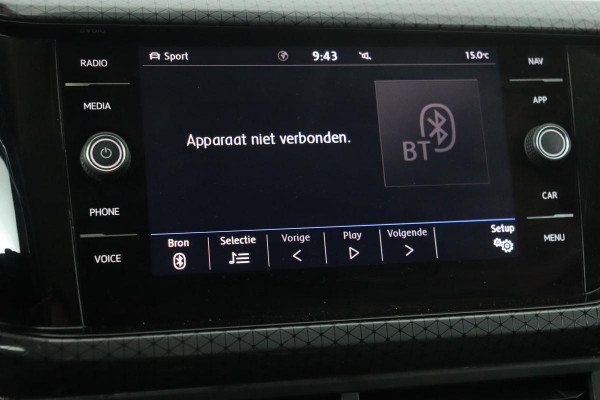 Volkswagen T-Cross 1.0 TSI Style | Carplay | Stoelverwarming | Camera | Trekhaak | Navigatie | Keyless | DAB+ | Park Assist | Full LED