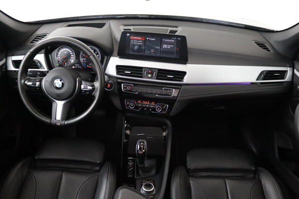 BMW X1 SDrive20i VDL Nedcar Edition Automaat (PANORAMADAK, CAMERA, NAVI, DEALER ONDERHOUDEN)